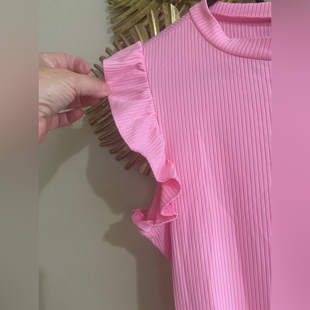 SHEIN Pink Ruffle Sleeve Bodysuit - Picture 2 of 4